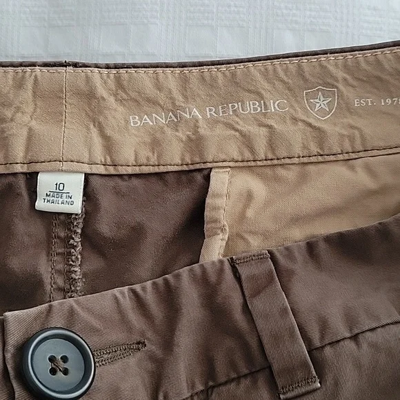 Banana Republic Chocolate Pants - Picture 4 of 7